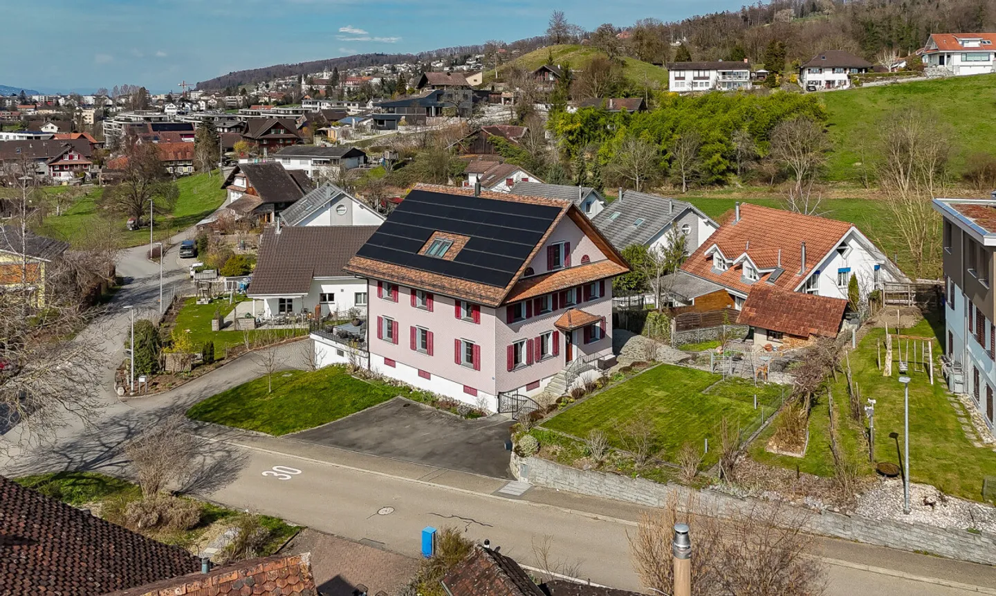 Charmantes Einfamilienhaus mit Technik - Foto 1 von 11
