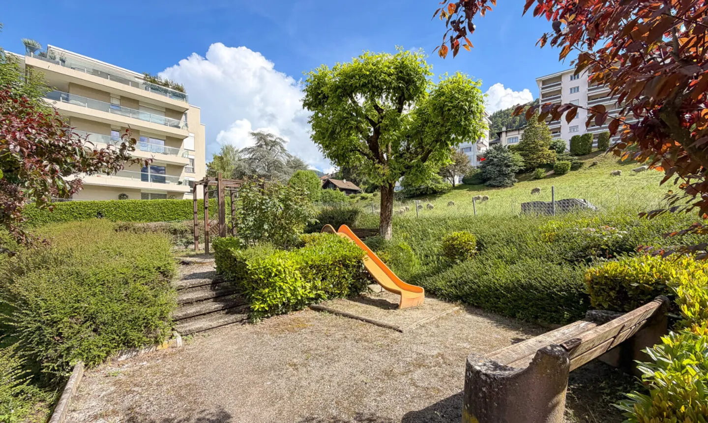 3.5-room apartment with balcony – Rental investment, Chernex - Photo 8 of 9