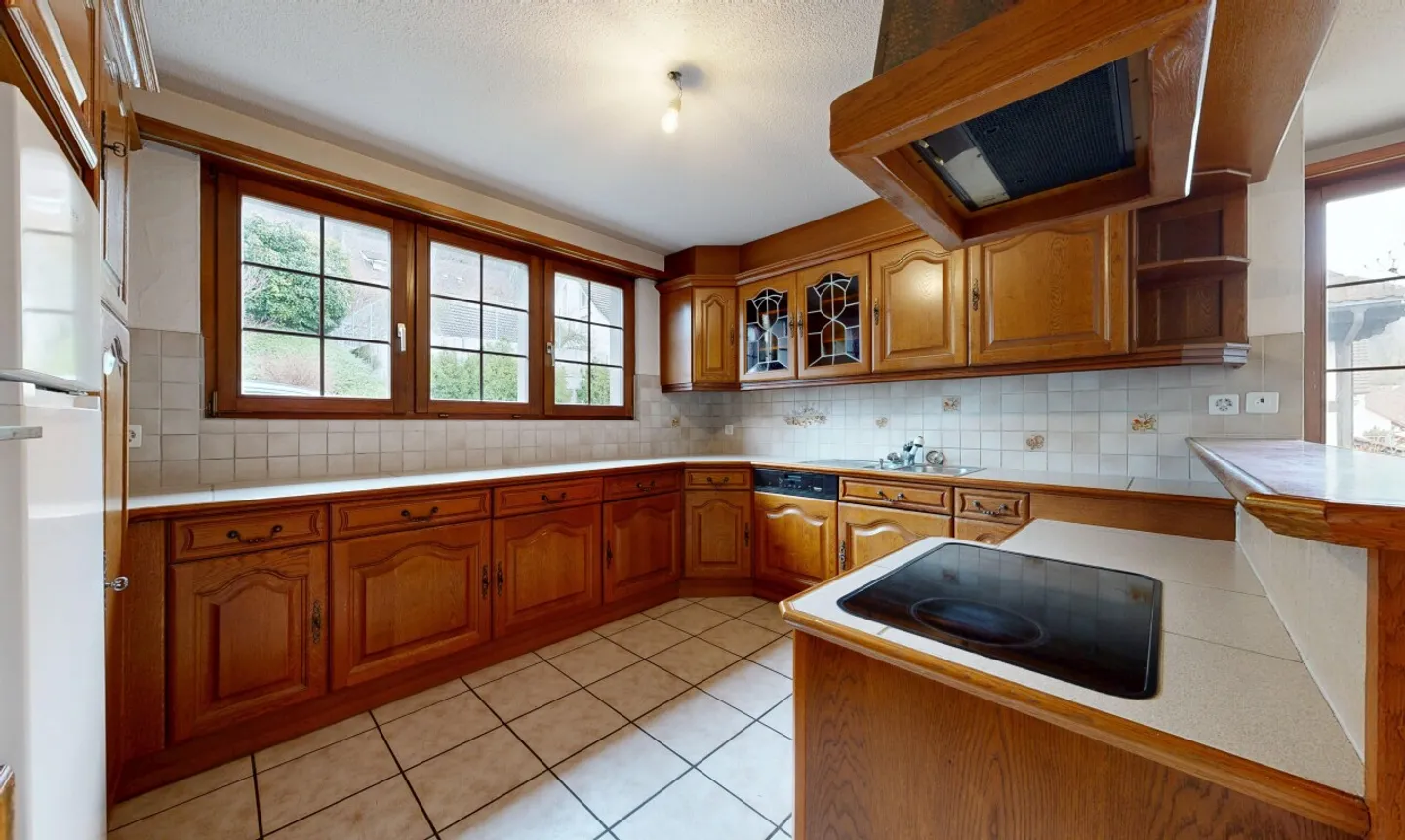 Geräumiges Doppelhaus mit Garten - Foto 3 von 11