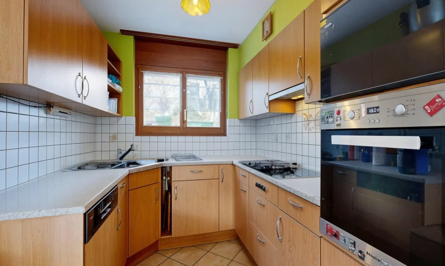 Terraced house in a family neighborhood with garden - Photo 4 of 11