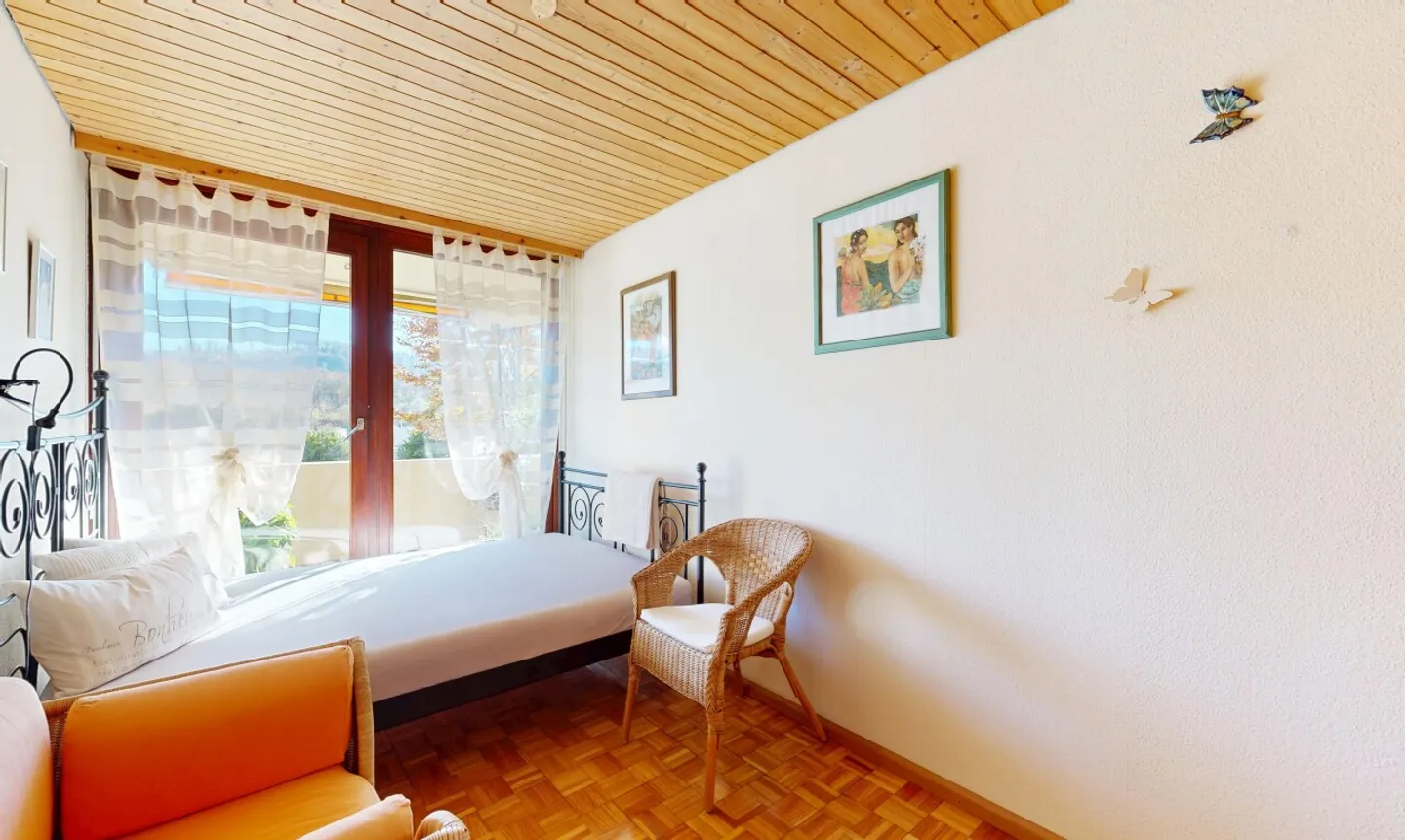 Geräumige Wohnung mit sonnigem Balkon - Foto 10 von 11