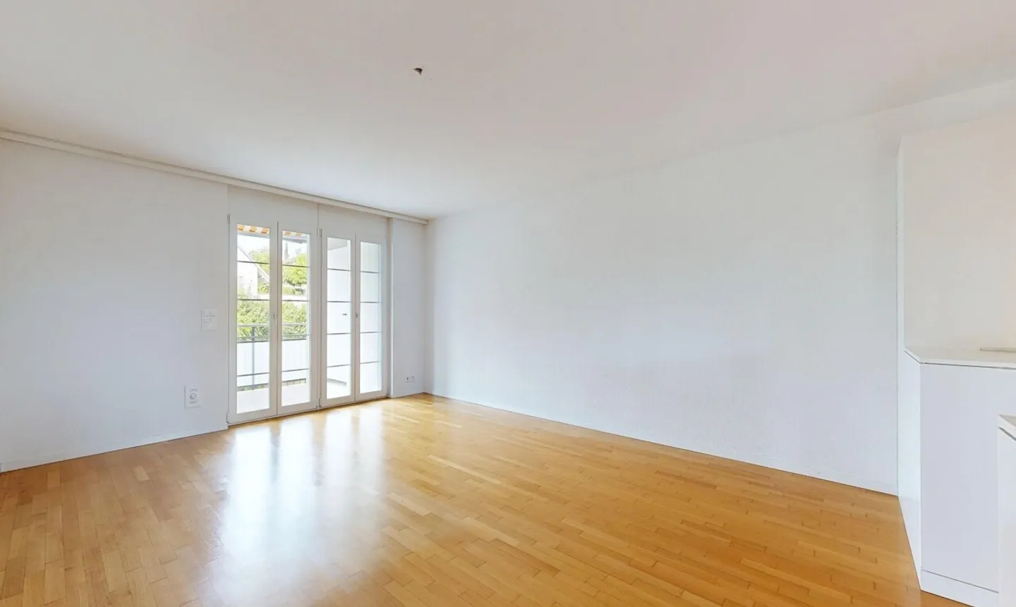Vivere con comfort e vicinanza - posizione attraente a Rümlang - Foto 3 di 11