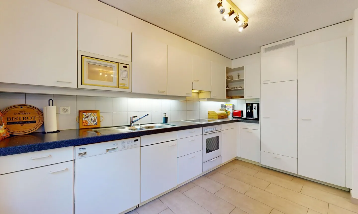 Maison de ville 5.5 pièces avec excellent aménagement et vue dégagée - Photo 7 sur 11