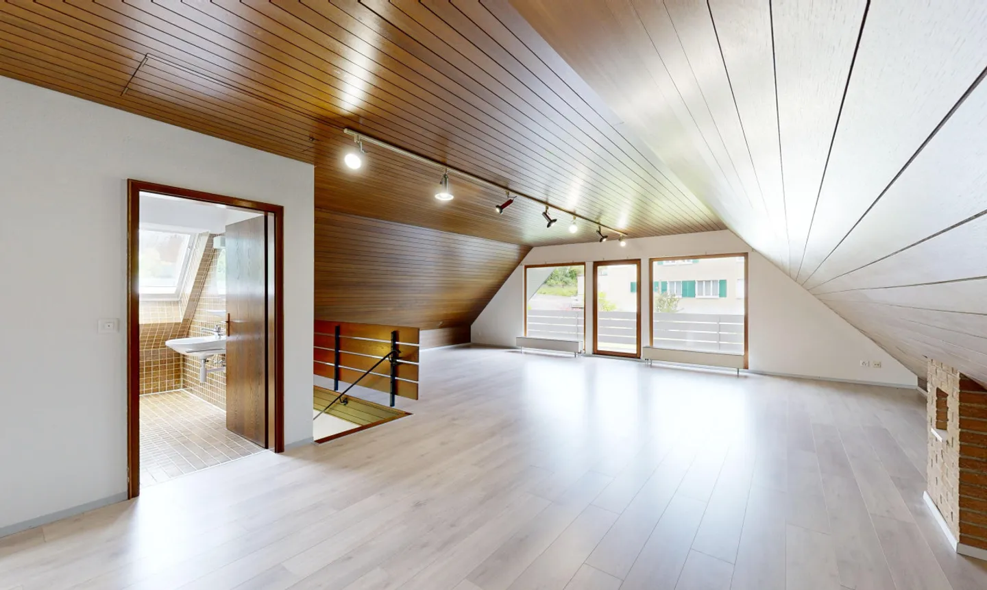 Charming single-family home with garden idyll and plenty of space in Magden - Photo 9 of 13