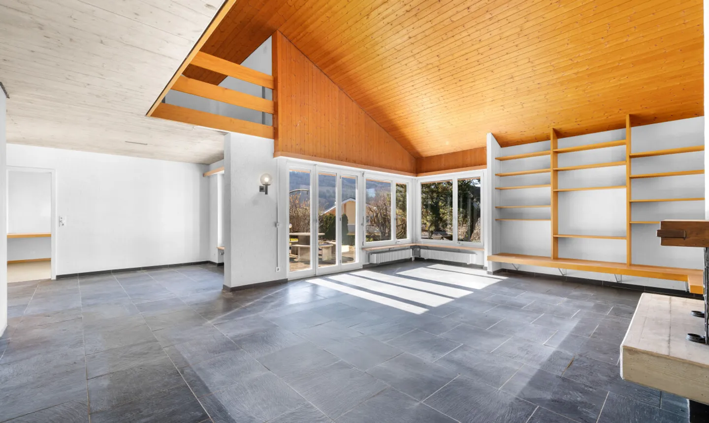 Panorama Single-Family House with a View of the Mariastein Monastery - Photo 2 of 11