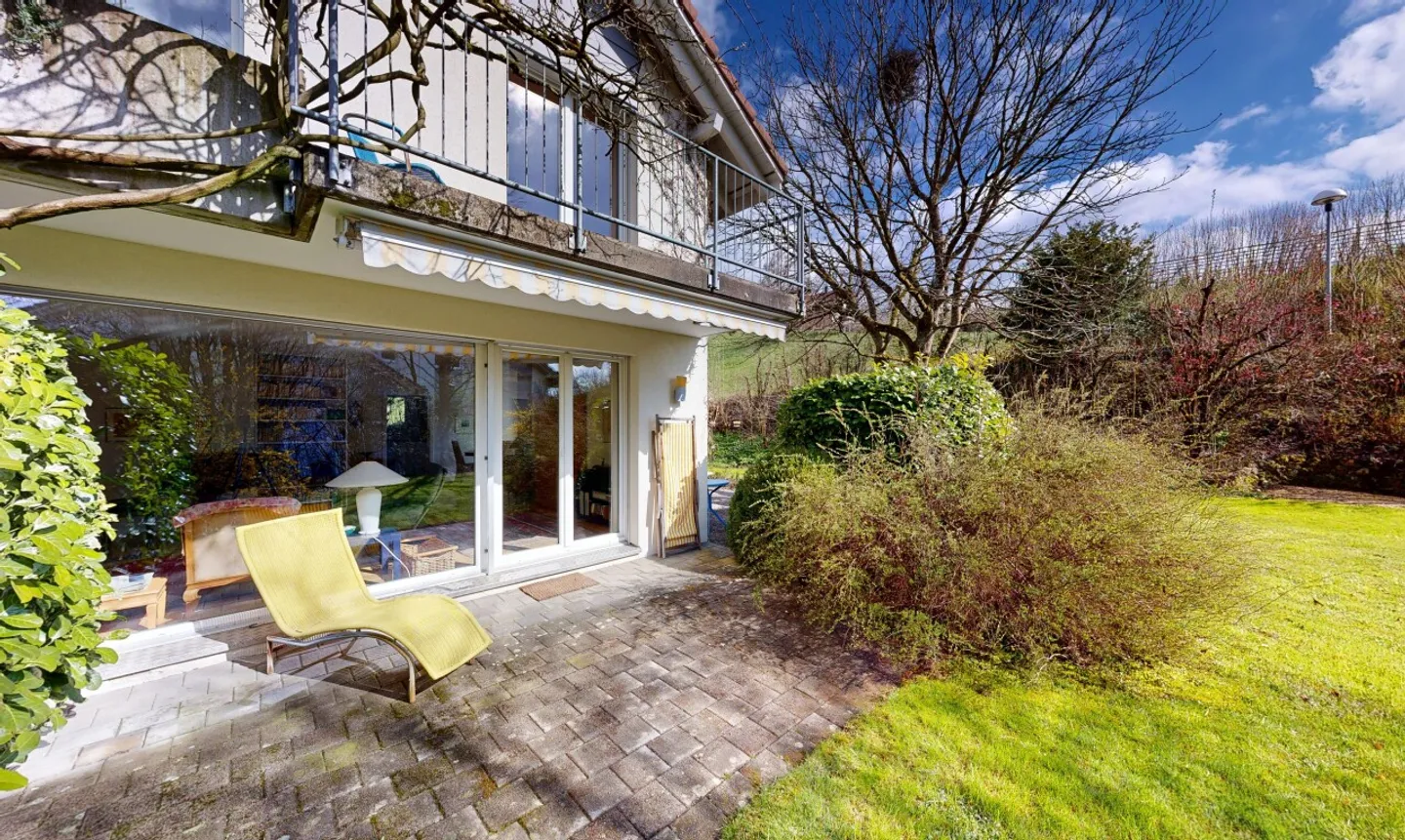 Spacious Family House with Garden to Fall in Love With - Photo 1 of 11