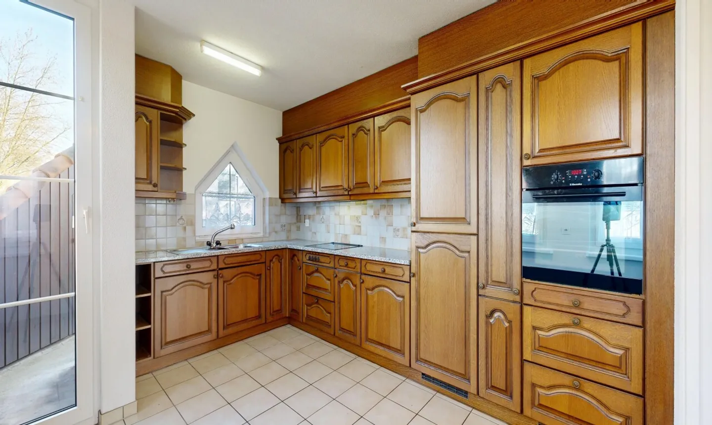 4.5-room apartment with winter garden and large terrace - Photo 7 of 11