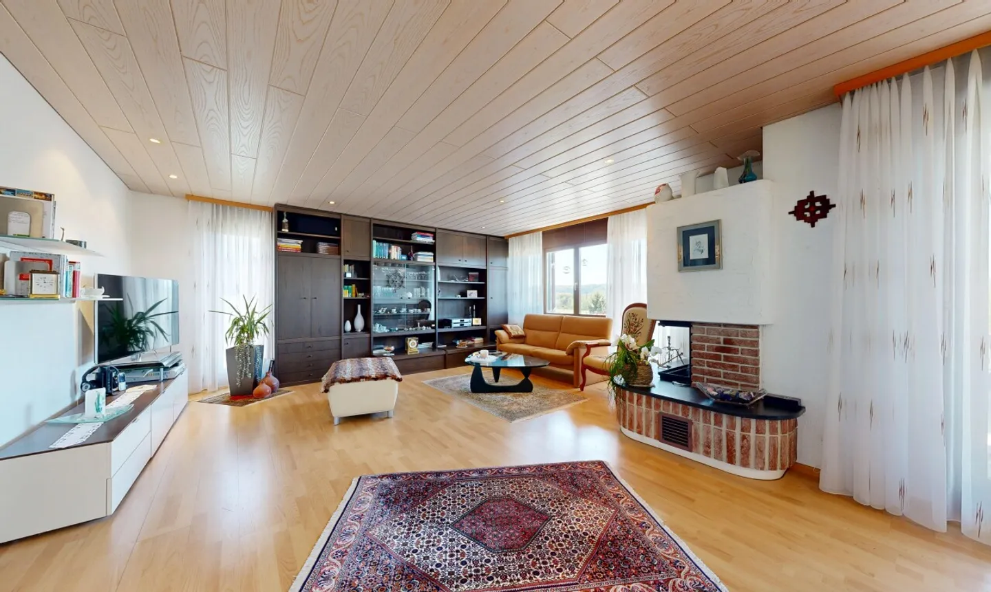 Maison individuelle de 6,5 pièces à l'emplacement calme à Eggenwil - Photo 3 sur 11