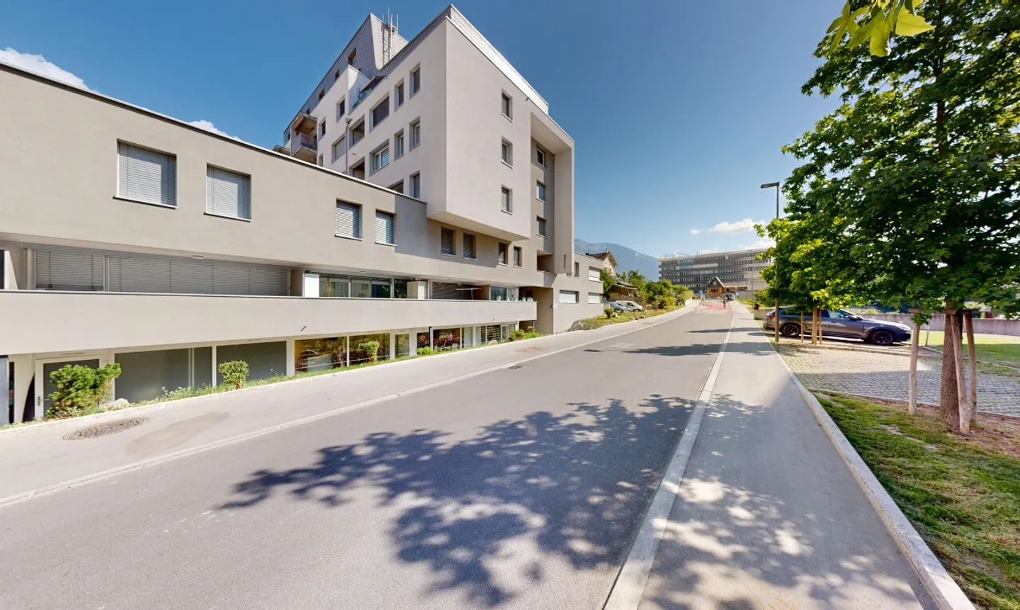 Modernes Apartment mit Balkon - Foto 1 von 11