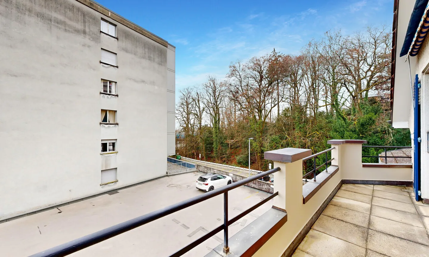 Casa con grande potenziale nel centro di Morges e alloggi indipendenti - Foto 9 di 11