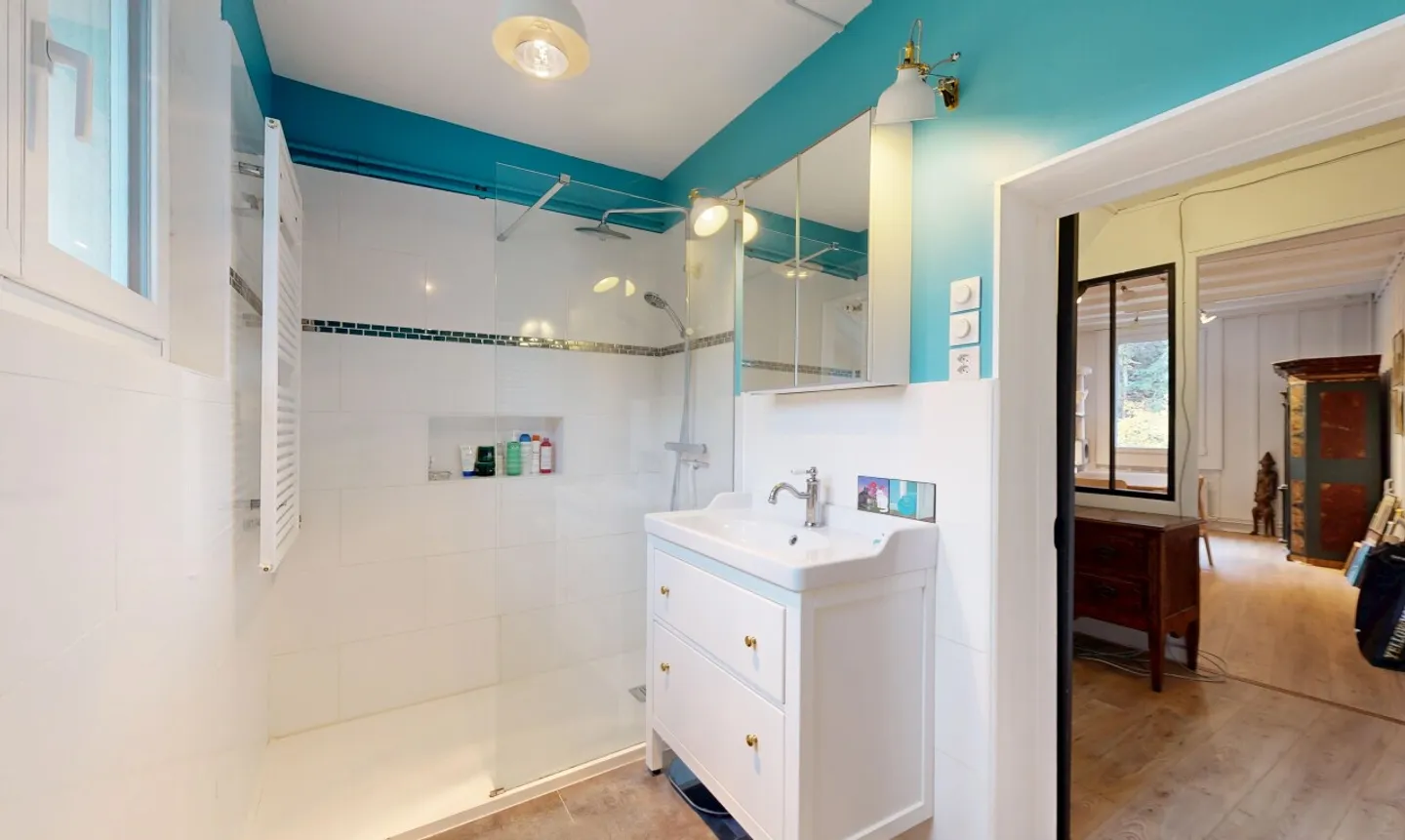 Casa familiare con 2 unità, grande giardino e vista sulla foresta - Foto 9 di 11