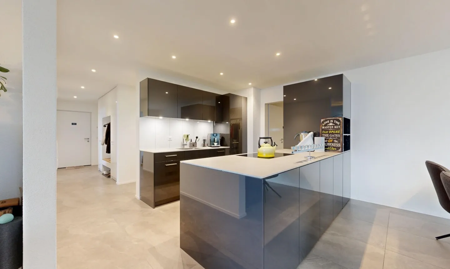 Appartamento in terrazza elegante, di alta qualità e inondato di luce - Foto 9 di 11