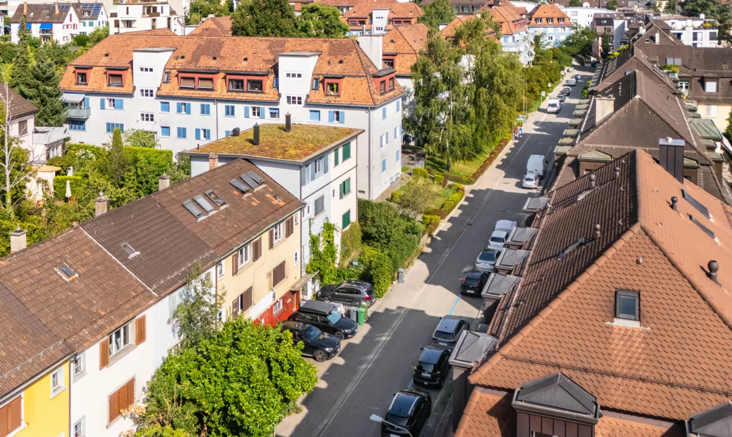 Zürich-Wipkingen: Townhouse with unused value potential - Photo 4 of 8
