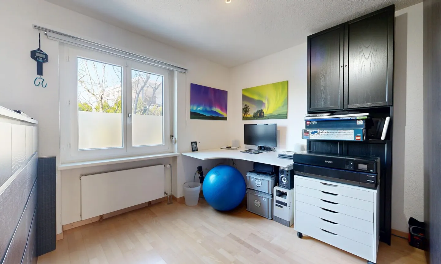 Paradisiacal 5.5-Room Single-Family House with Apartment - Photo 10 of 13