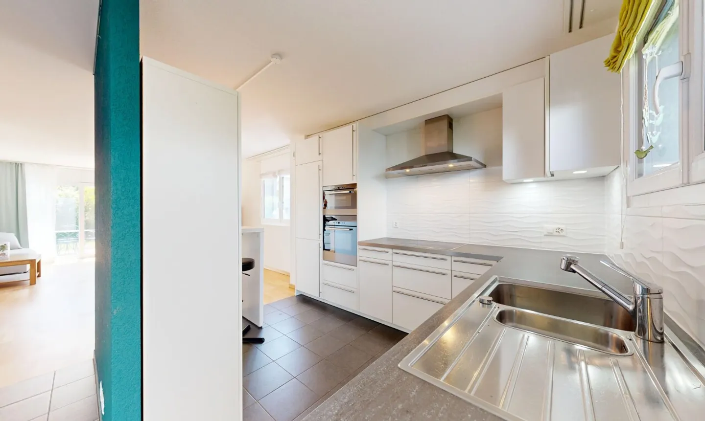Duplex apartment "like a house" with 4.5 rooms and garden - Photo 4 of 11