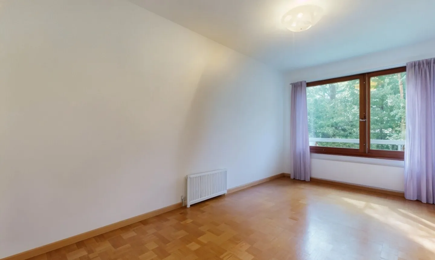 Nel centro di Florissant - Residenza Bertrand - Foto 5 di 13