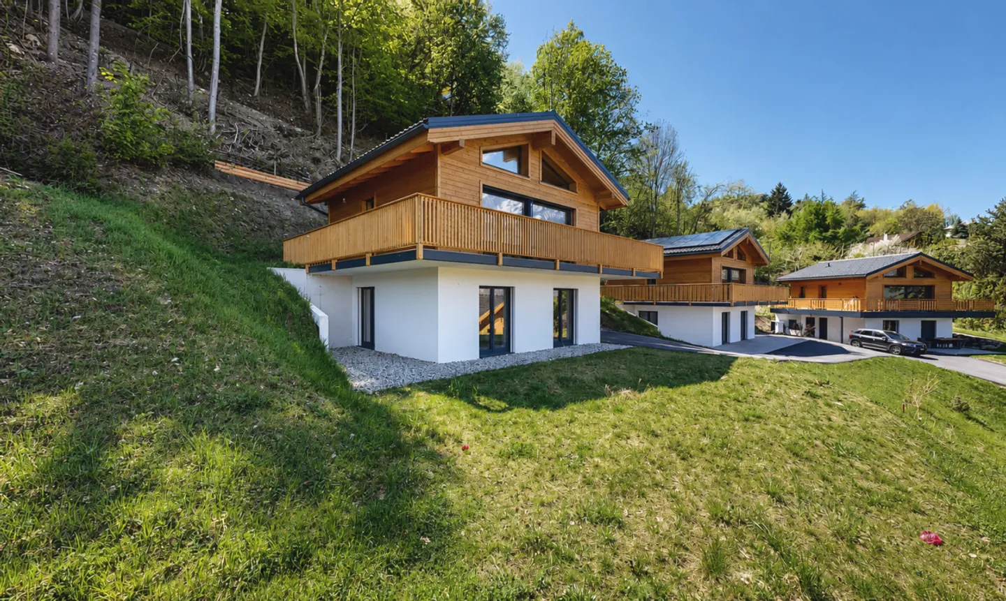Chalet moderne avec vue panoramique - Photo 3 sur 11