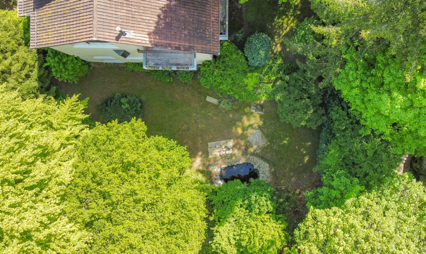 Ampio appartamento duplex di 6,5 locali con grande giardino - Foto 12 di 13