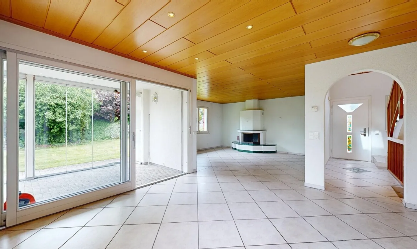 Family-friendly 6-room house in Muri AG - Photo 3 of 11