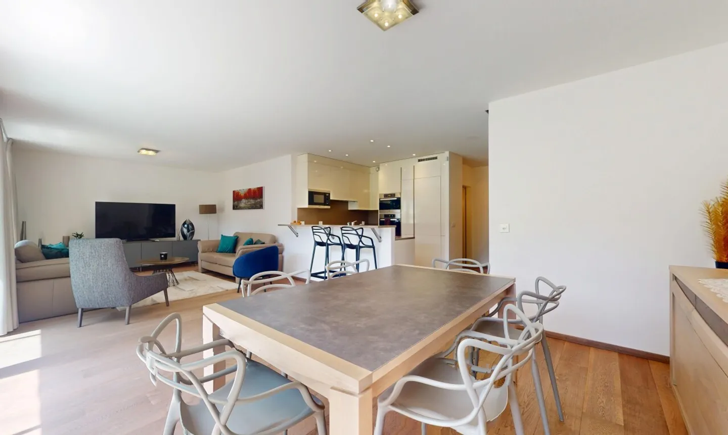 Charmantes Reihenhaus mit Garten - Foto 4 von 13