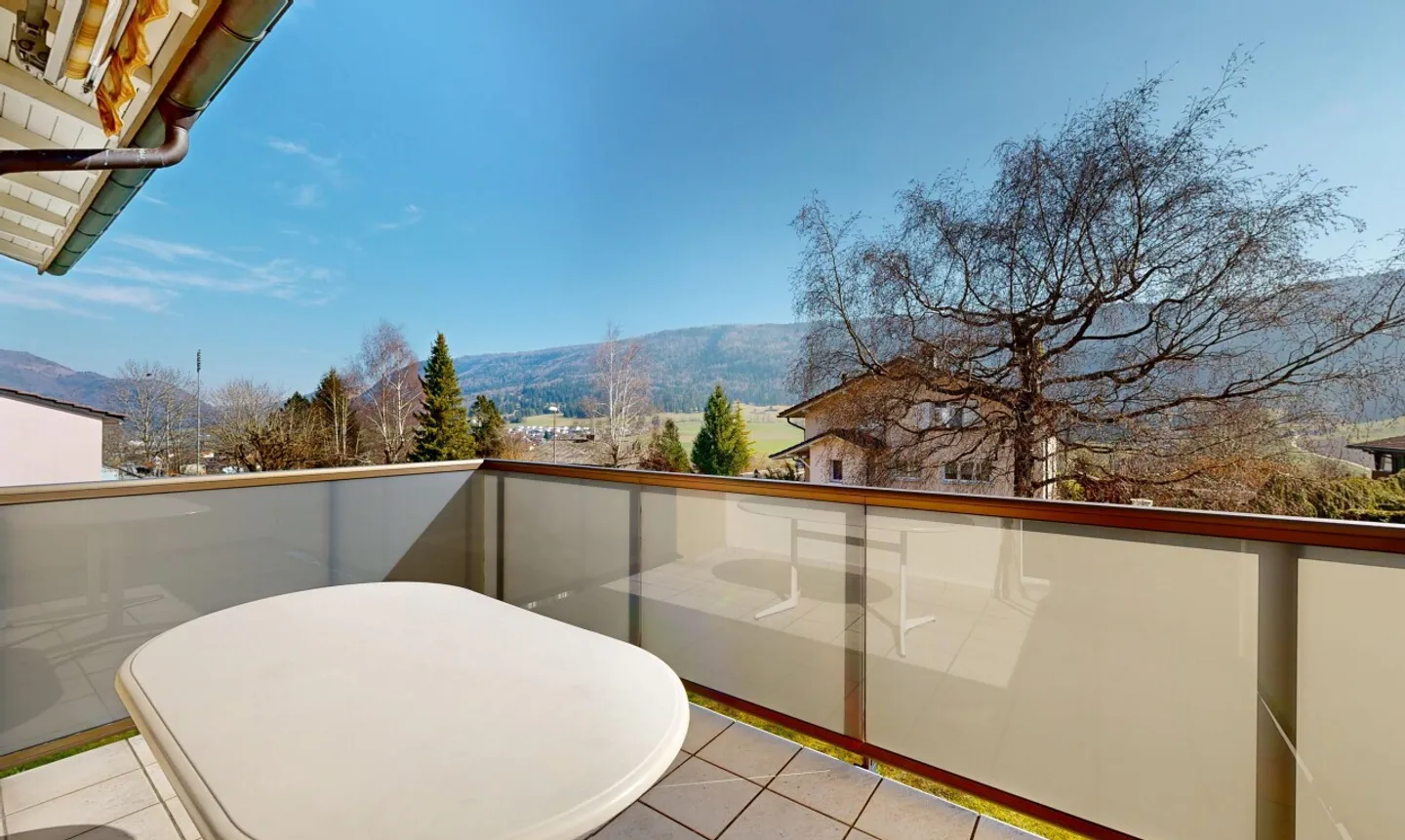 Charmantes Einfamilienhaus mit 5,5 Zimmern und viel Potenzial - Foto 9 von 11