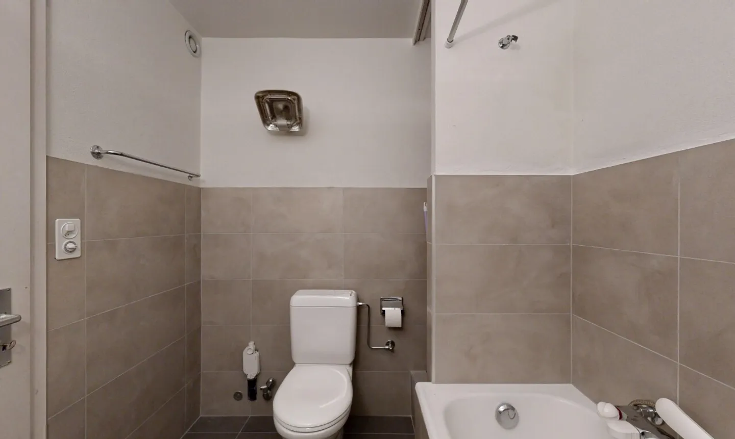 Studio spacieux au cœur de Sierre - Photo 5 sur 11