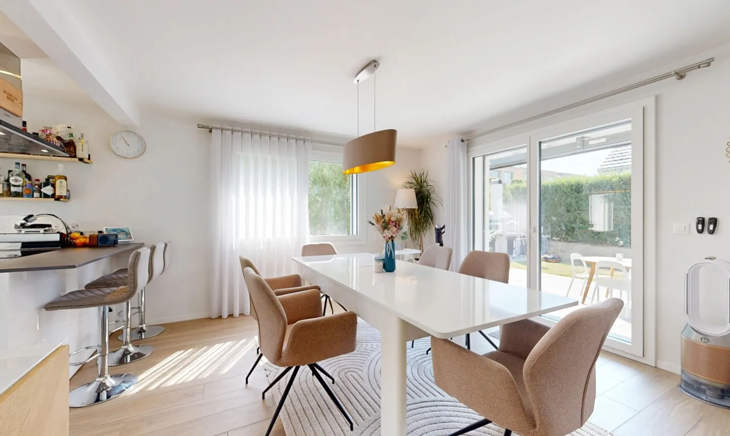 Neuere und helle Wohnung, nach Süden ausgerichtet, in Attalens - Foto 4 von 11