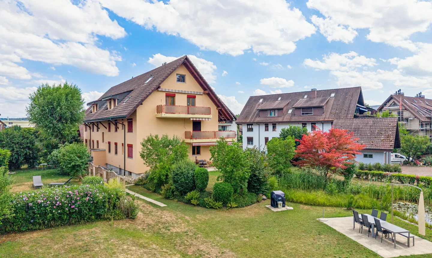 Aussergewöhnliche 5.5-Zimmer-Maisonette mit Wellnessbereich - Foto 1 von 11
