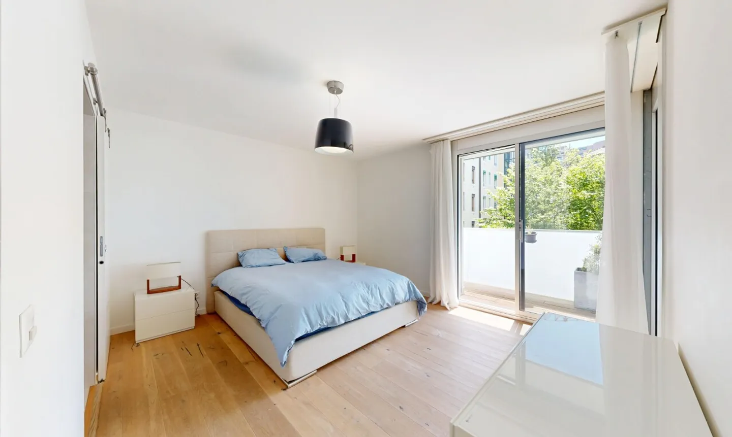 Garden Apartment in Quiet Area - Photo 8 of 11