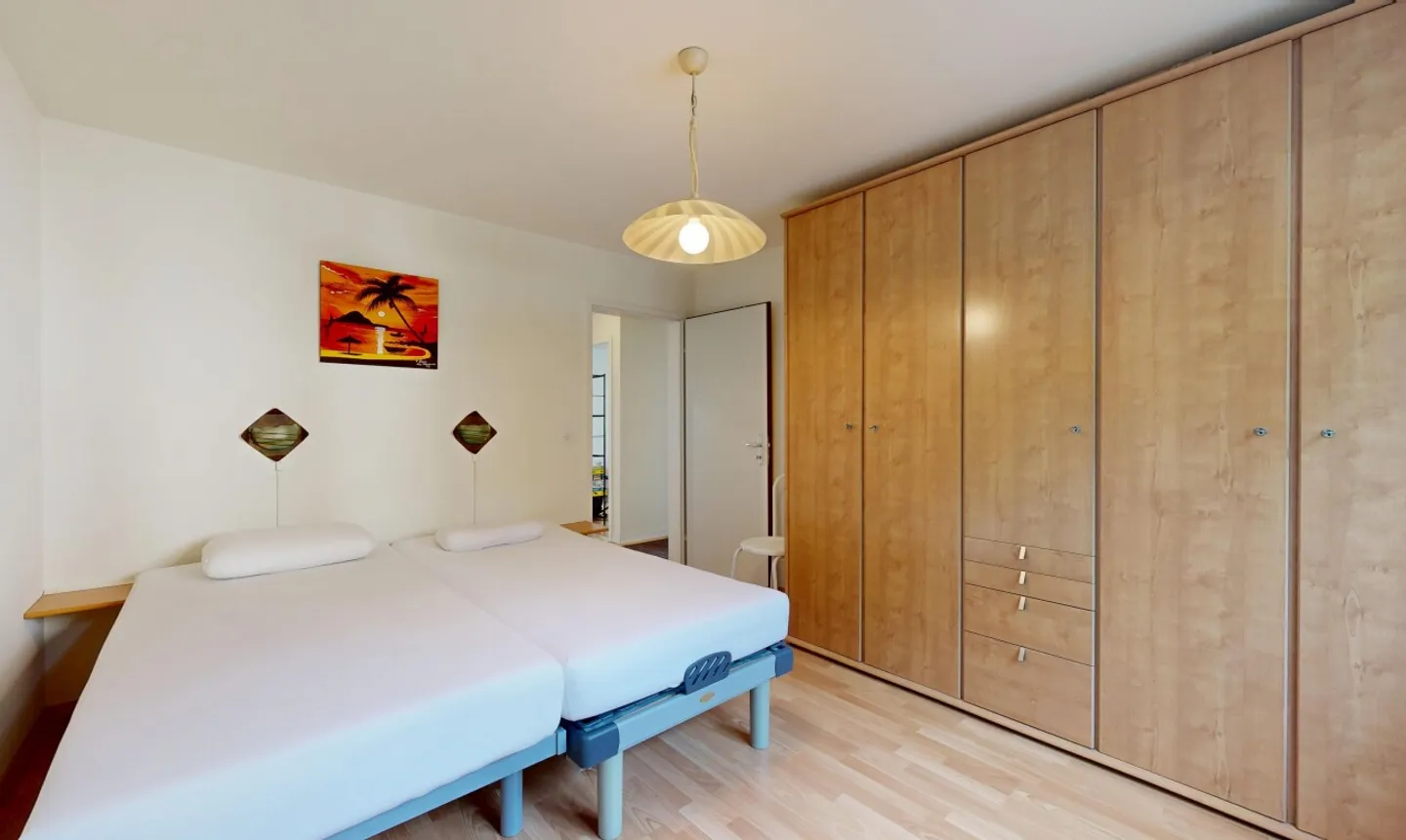 4.5 room apartment with panoramic lake view - Photo 8 of 11