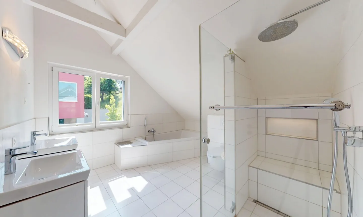 Freistehendes Einfamilienhaus mit Aussicht &amp; Ausbaupotenzial - Foto 10 di 11