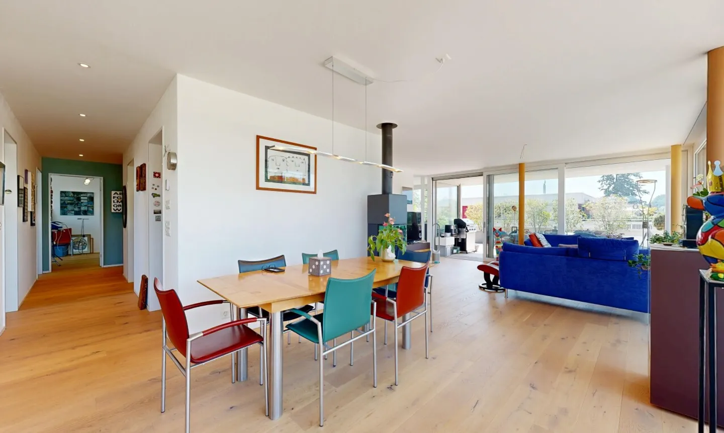 Appartement Attique Stylé avec Terrasse - Photo 4 sur 11