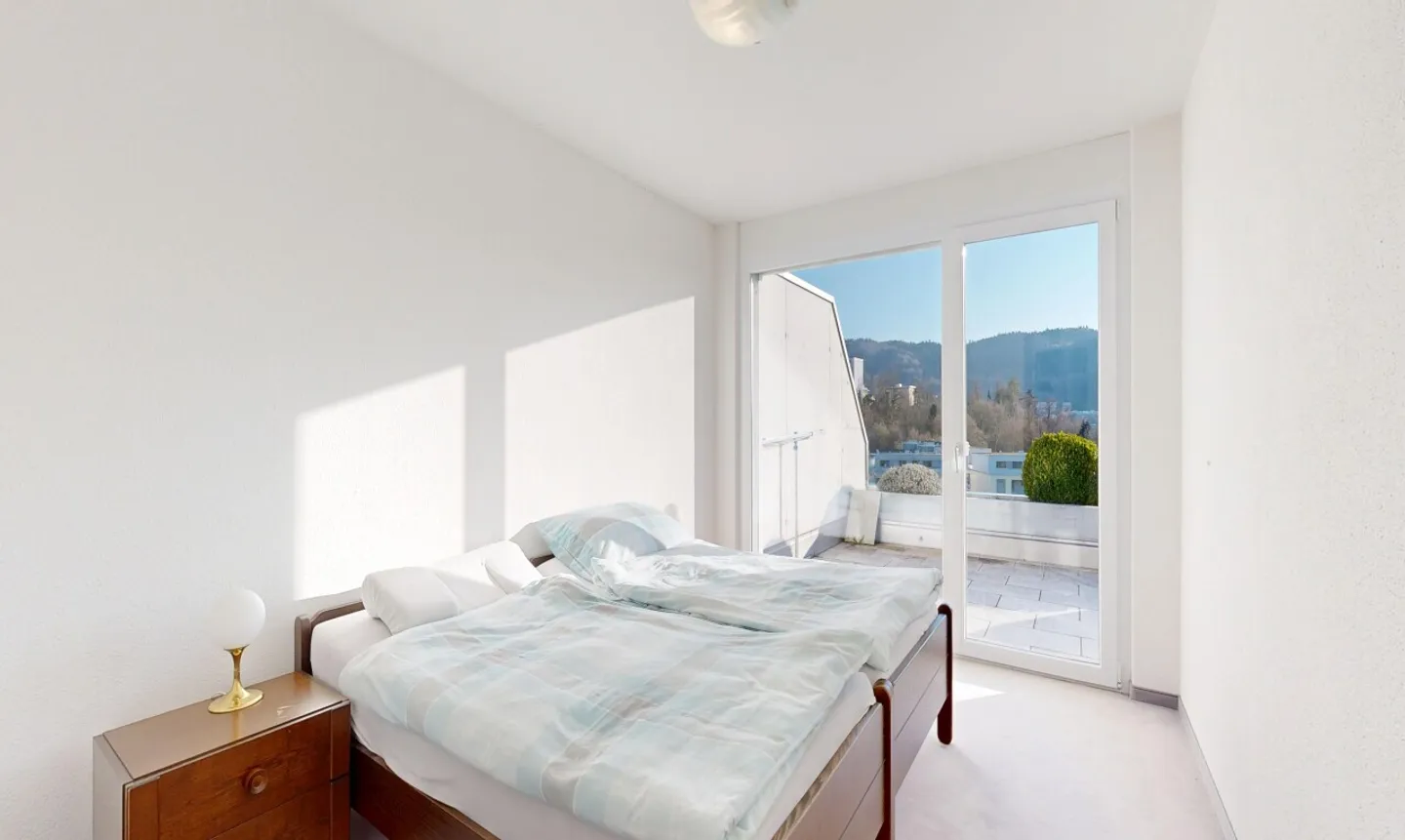 Moderno appartamento con terrazza di 4,5 stanze con vista mozzafiato - Foto 5 di 11