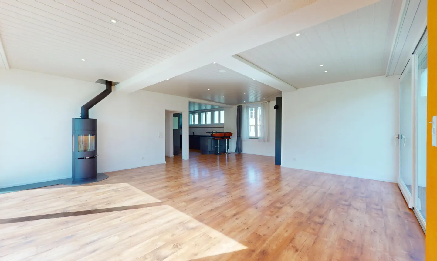 Charmante maison individuelle avec vue imprenable et grand jardin - Photo 4 sur 13