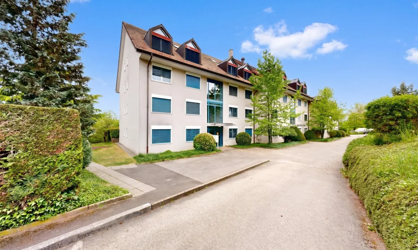 Duplex Attic of 121 m² – 5.5 rooms, ideal for family - Photo 2 of 11