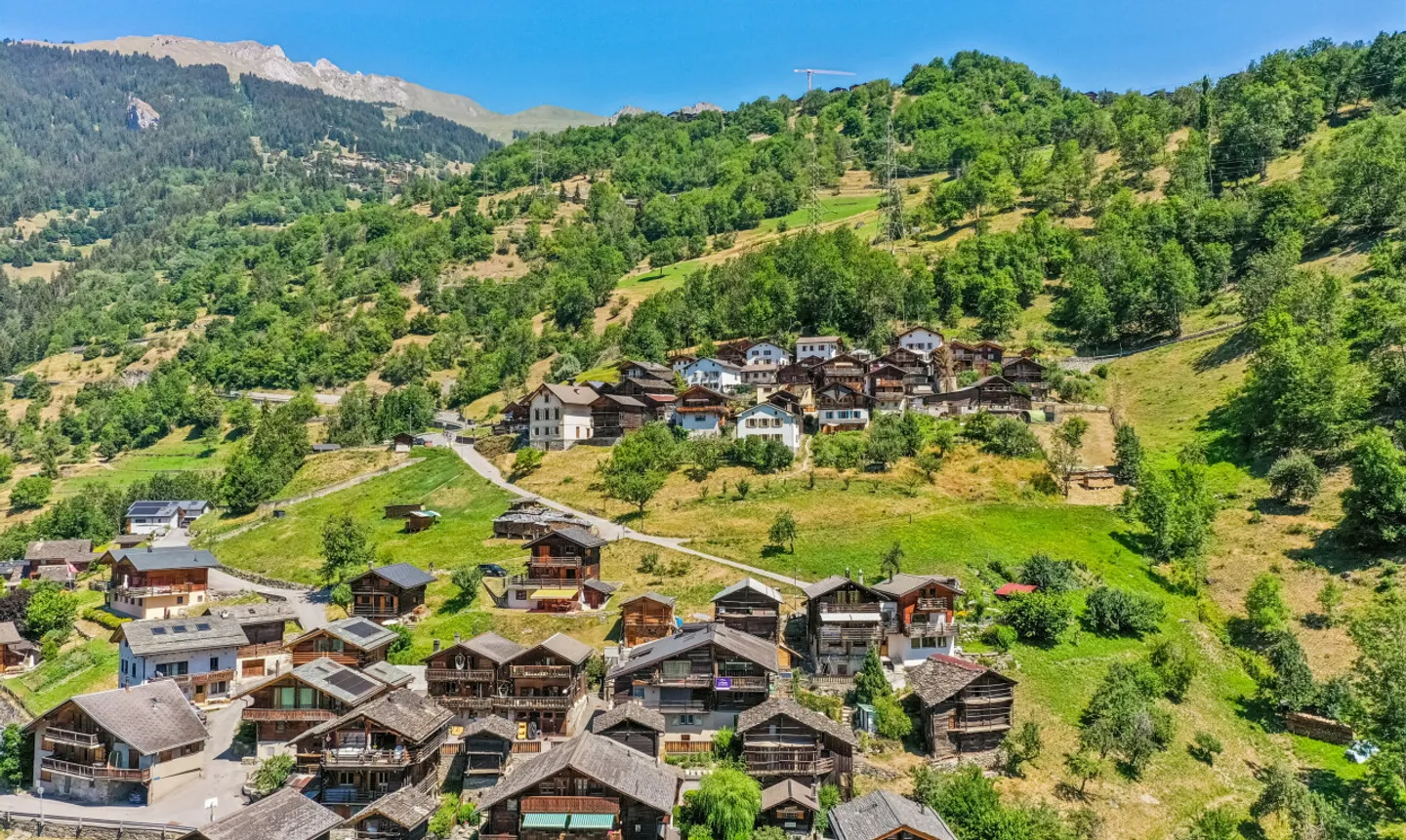 Your future exceptional cocoon in the heart of Val de Bagnes - Photo 2 of 11