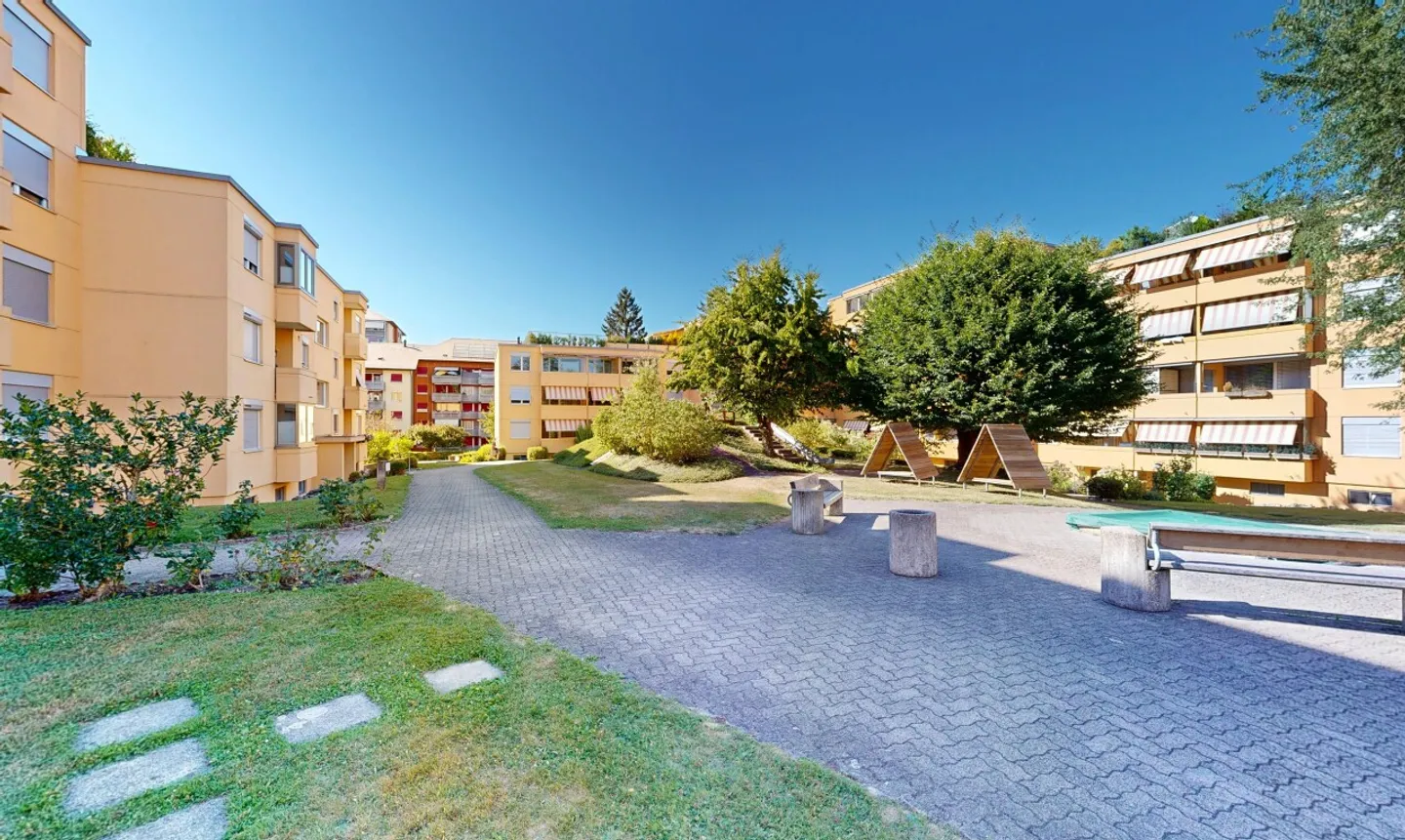 Appartement attrayant de 3,5 pièces avec vue partielle sur le lac à Horgen - Photo 1 sur 11