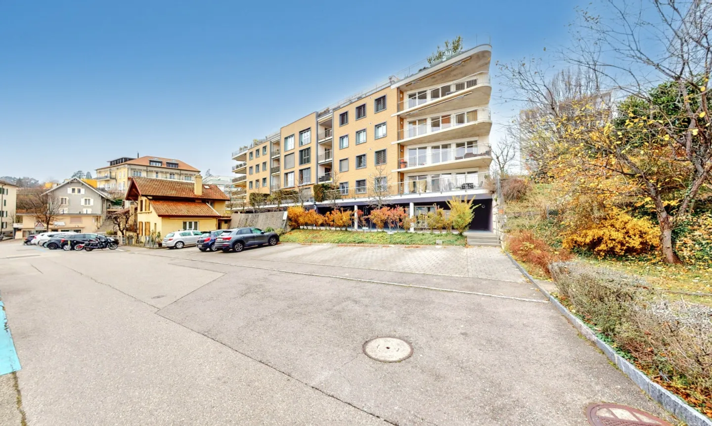 Charming Attic Near City Center - Photo 2 of 13