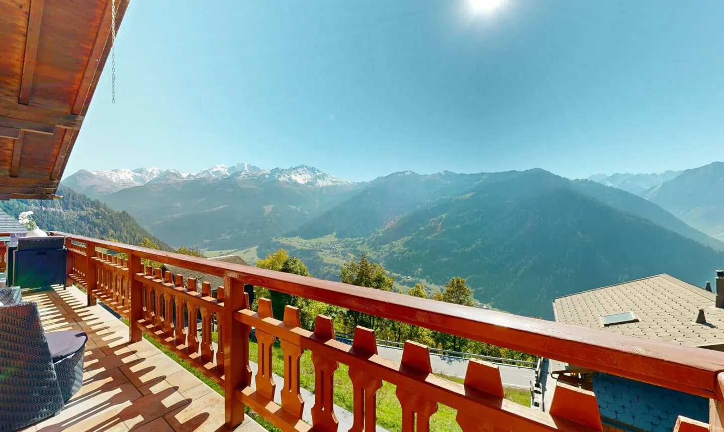 4.5-room apartment and studio in Verbier with stunning view - Photo 2 of 11