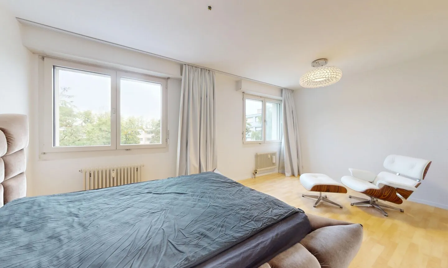 Maisonette spacieuse avec 2 balcons et garage à Aesch BL - Photo 10 sur 11