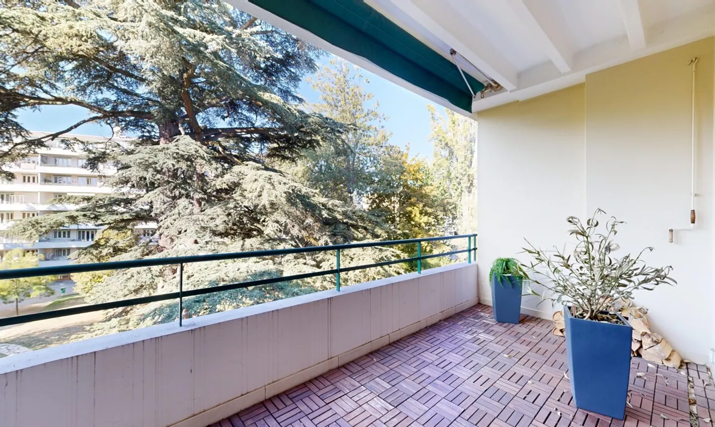 Residence "2-Parks-Lake-Center" - Photo 1 of 11