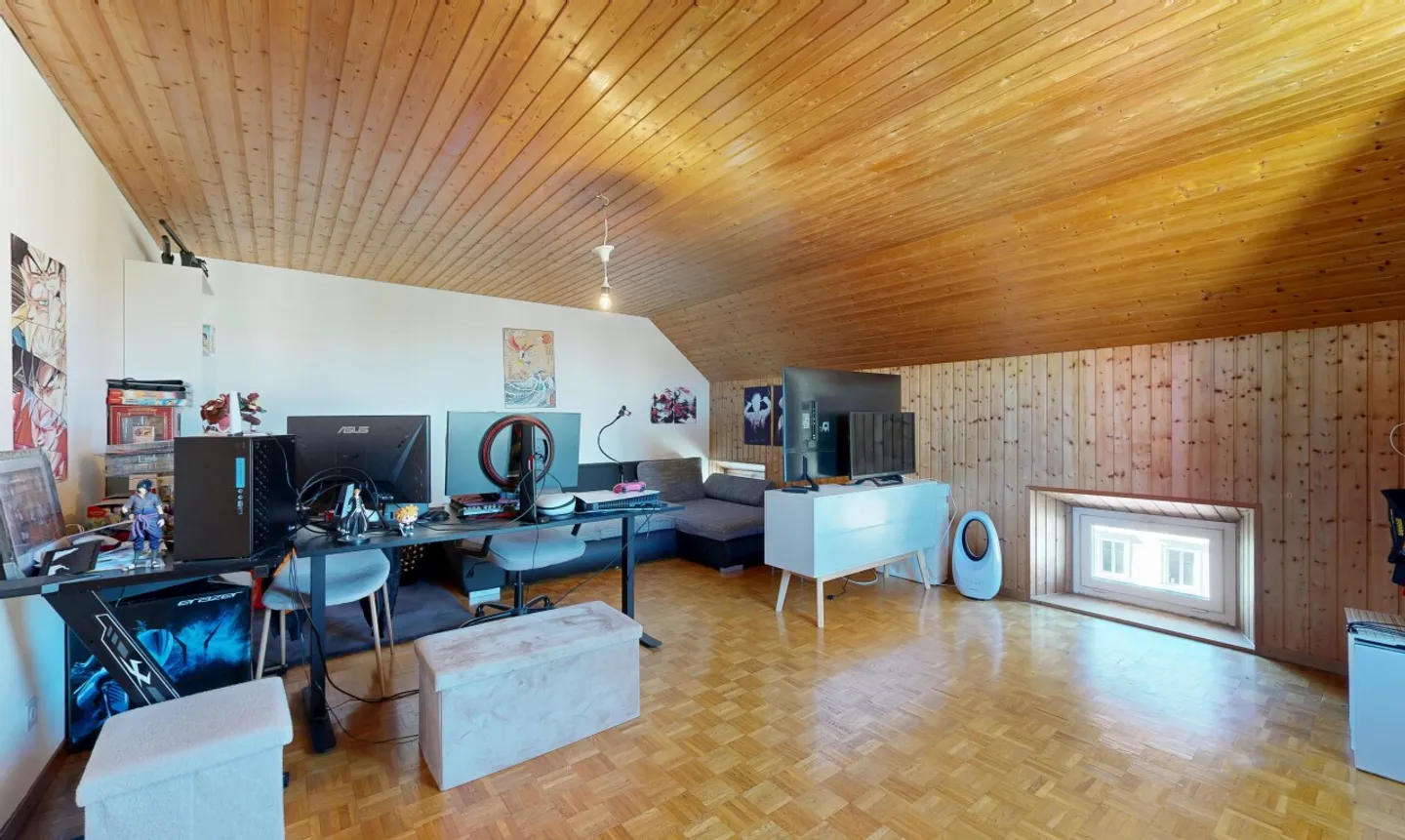 Duplex de caractère avec jardin - Photo 10 sur 13