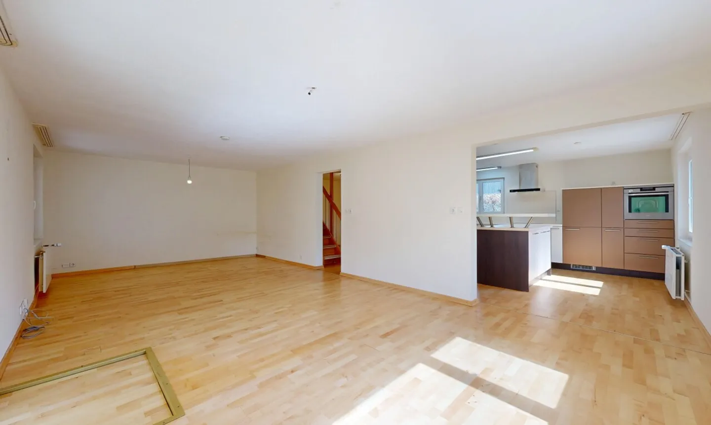 Einfamilienhaus mit Einliegerwohnung in ruhiger aber zentraler Lage - Photo 5 of 11