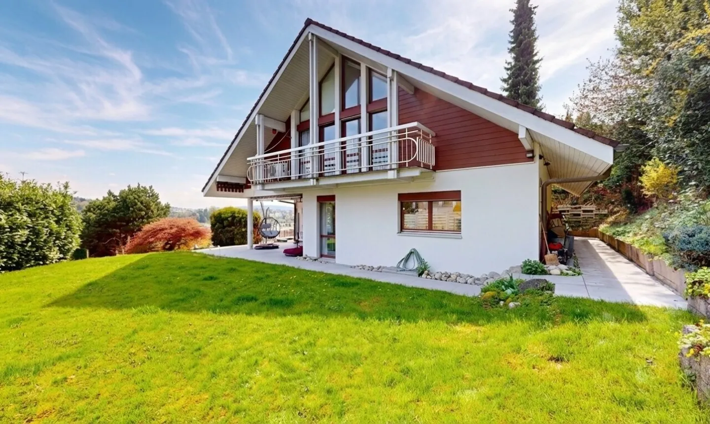 Maison individuelle avec vue panoramique et paradis de jardin à Ebikon - Photo 1 sur 11