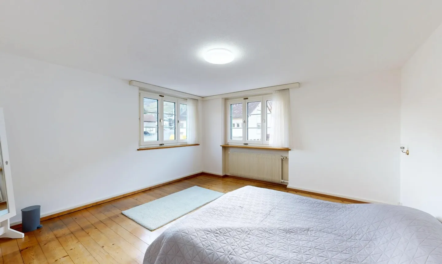 Freistehendes 6.5 Zimmer Einfamilienhaus mit Garten in Wangs - Foto 10 di 11