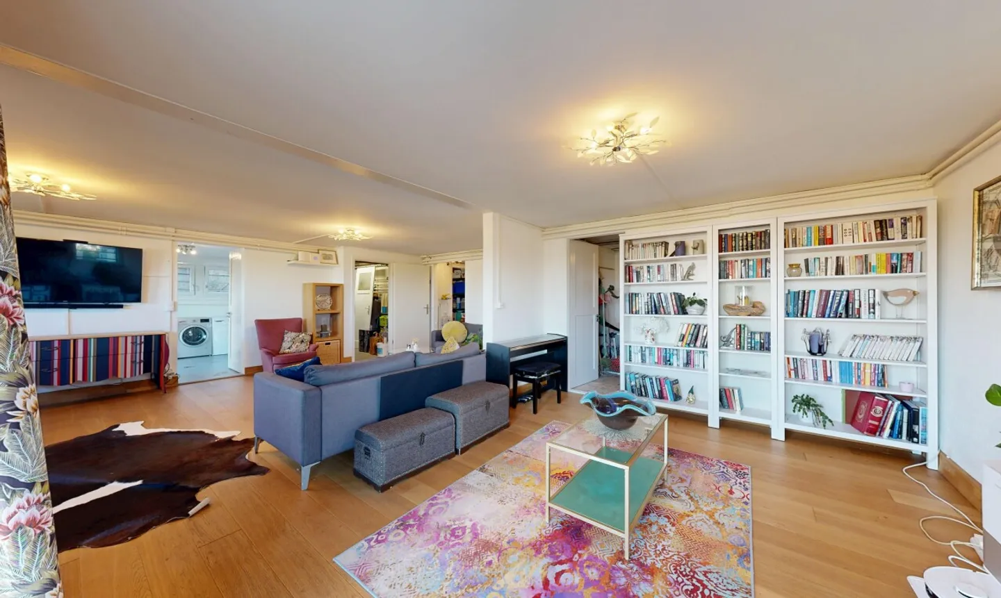 Villa 8 camere a Cortaillod: volumi eccezionali e 4 camere da letto - Foto 5 di 13
