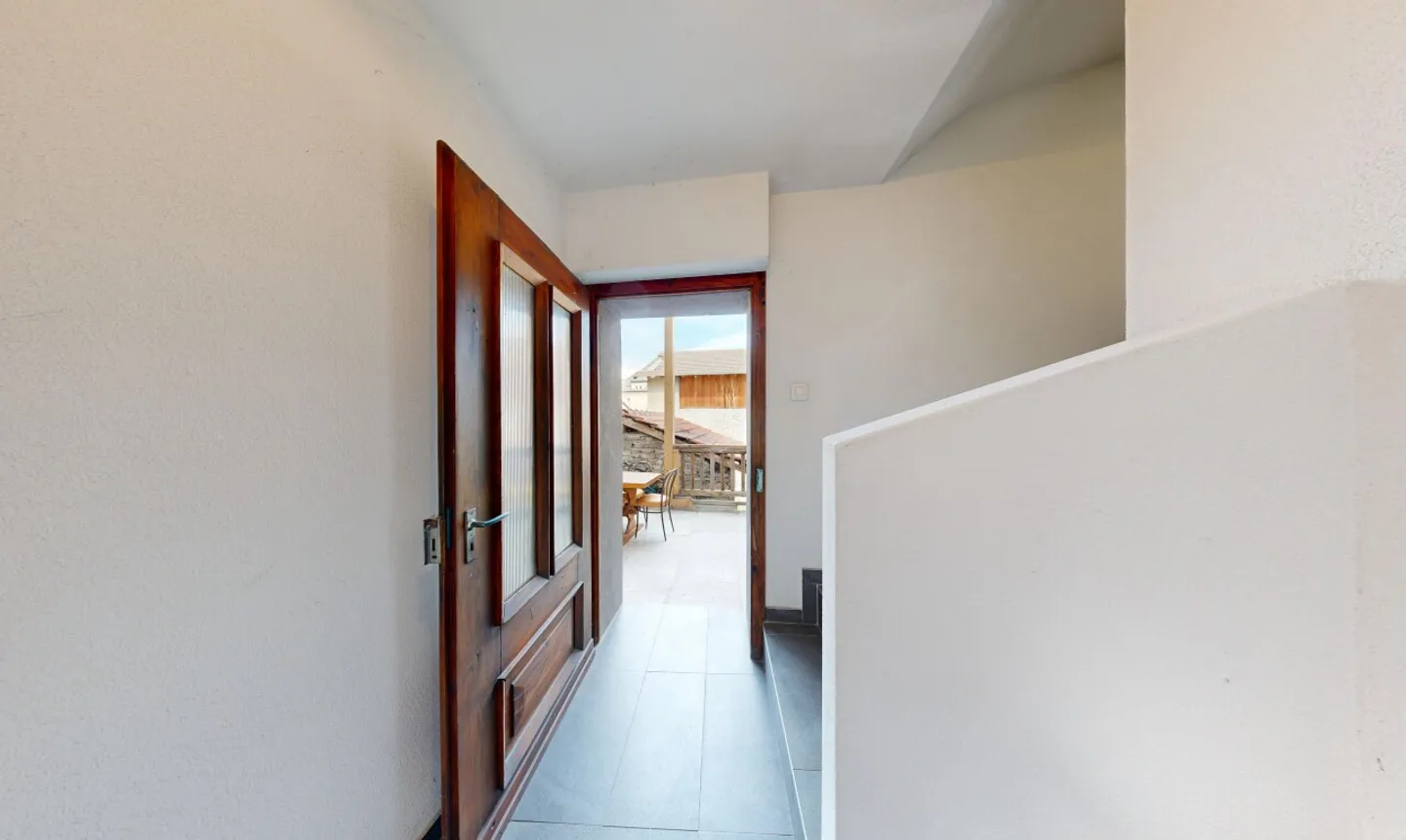 Charmant studio de 34 m² avec place de parc et grande cave - Foto 8 von 11