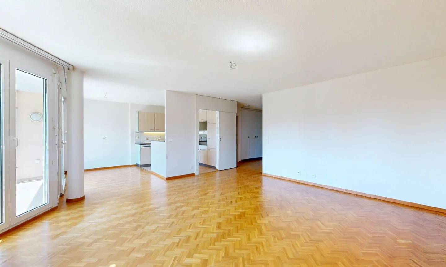 Appartement lumineux avec potentiel - Photo 3 sur 11