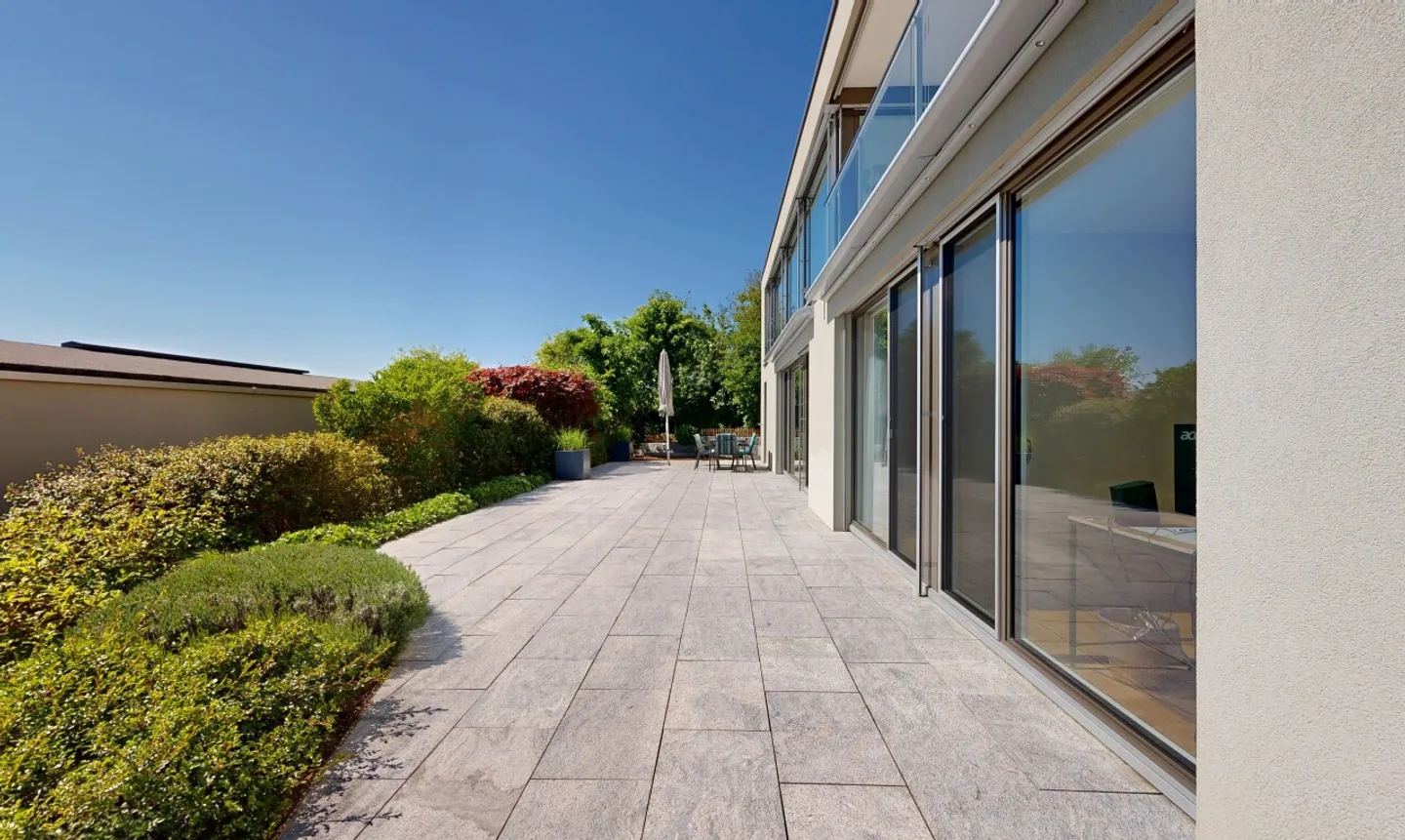 Modernes Einfamilienhaus mit Seesicht, Terrasse &amp; viel Komfort - Photo 11 sur 13