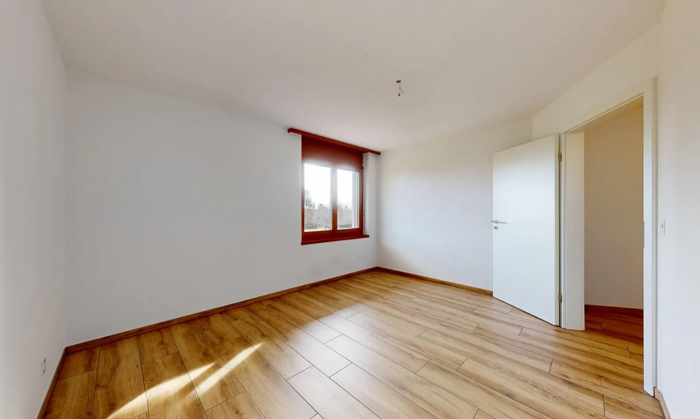 5.5-Zi. Einfamilienhaus mit zusätzlicher 2.5-Zi. Einliegerwohnung - Photo 10 sur 11